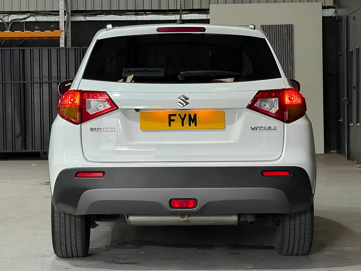Used 2017 Suzuki Vitara Sz-T White - Interior and Exterior details 7