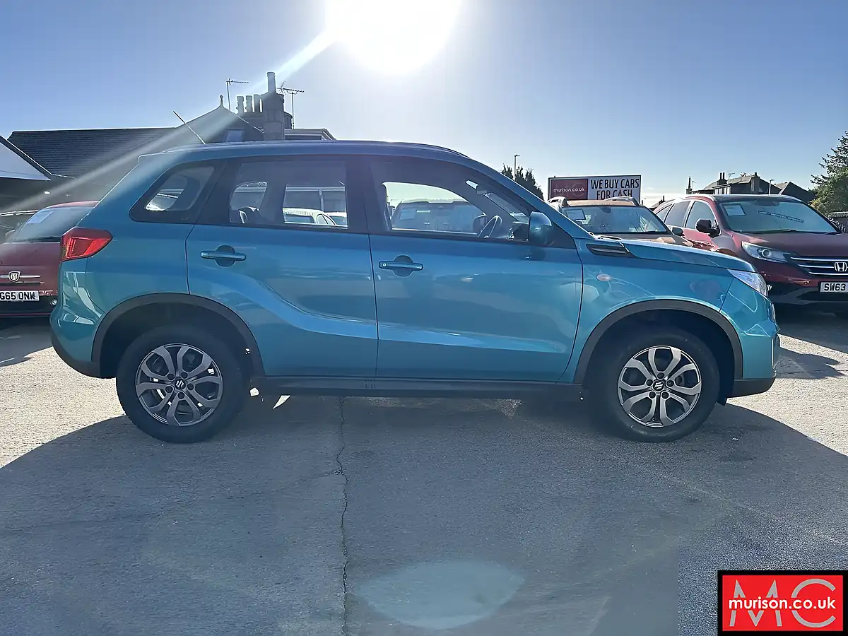 Used 2017 Suzuki Vitara SZ4 Blue - Interior and Exterior details 3