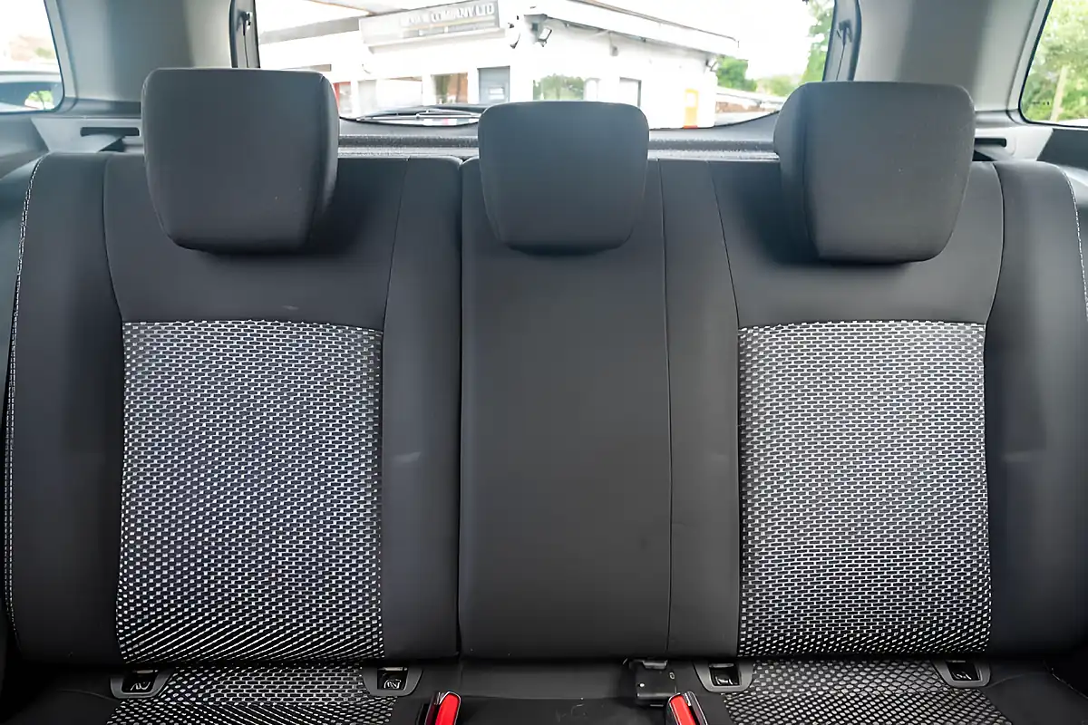 Used 2017 Suzuki Vitara SZ4 Galactic Grey Metallic - Interior and Exterior details 11