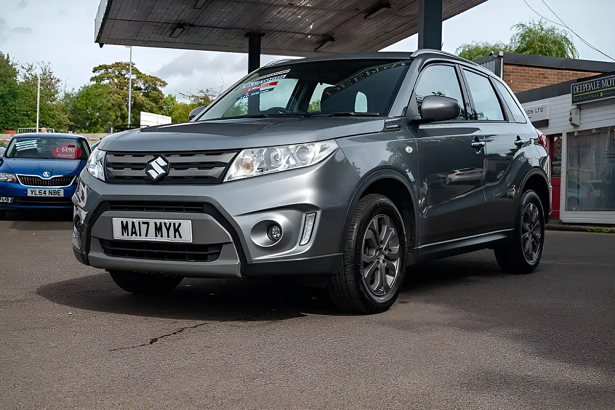 Used 2017 Suzuki Vitara SZ4 Galactic Grey Metallic - Interior and Exterior details 3