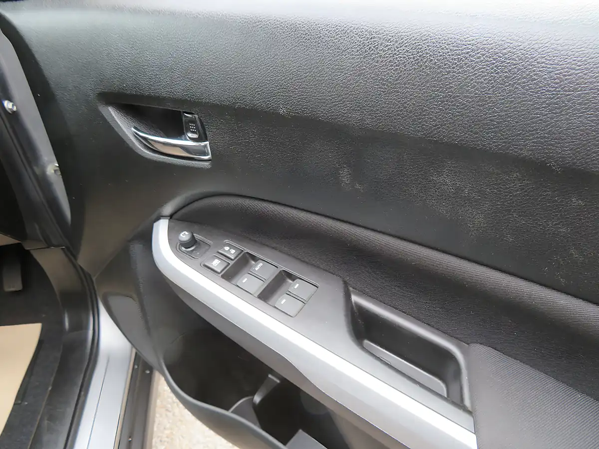 Used 2017 Suzuki Vitara SZ4 Grey - Interior and Exterior details 13