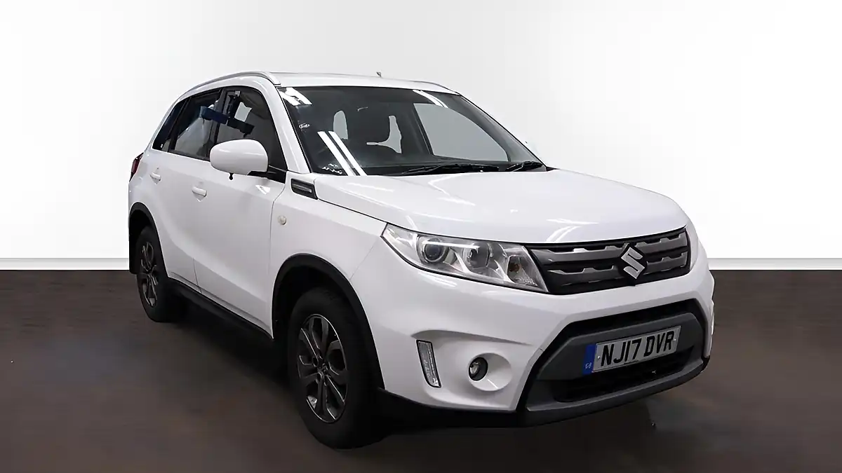Used 2017 Suzuki Vitara SZ4 White - Front View