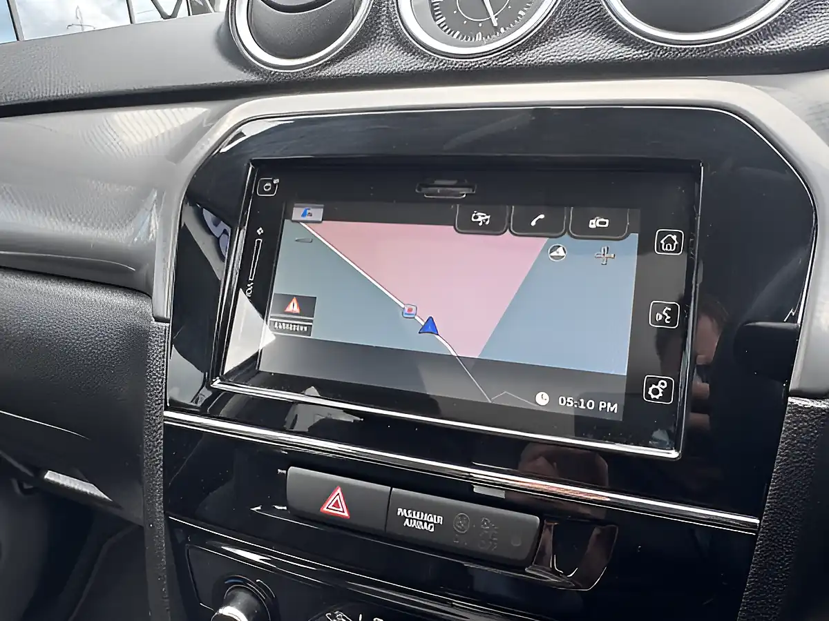 Used 2017 Suzuki Vitara SZ5 Allgrip Grey/Black - Interior and Exterior details 17