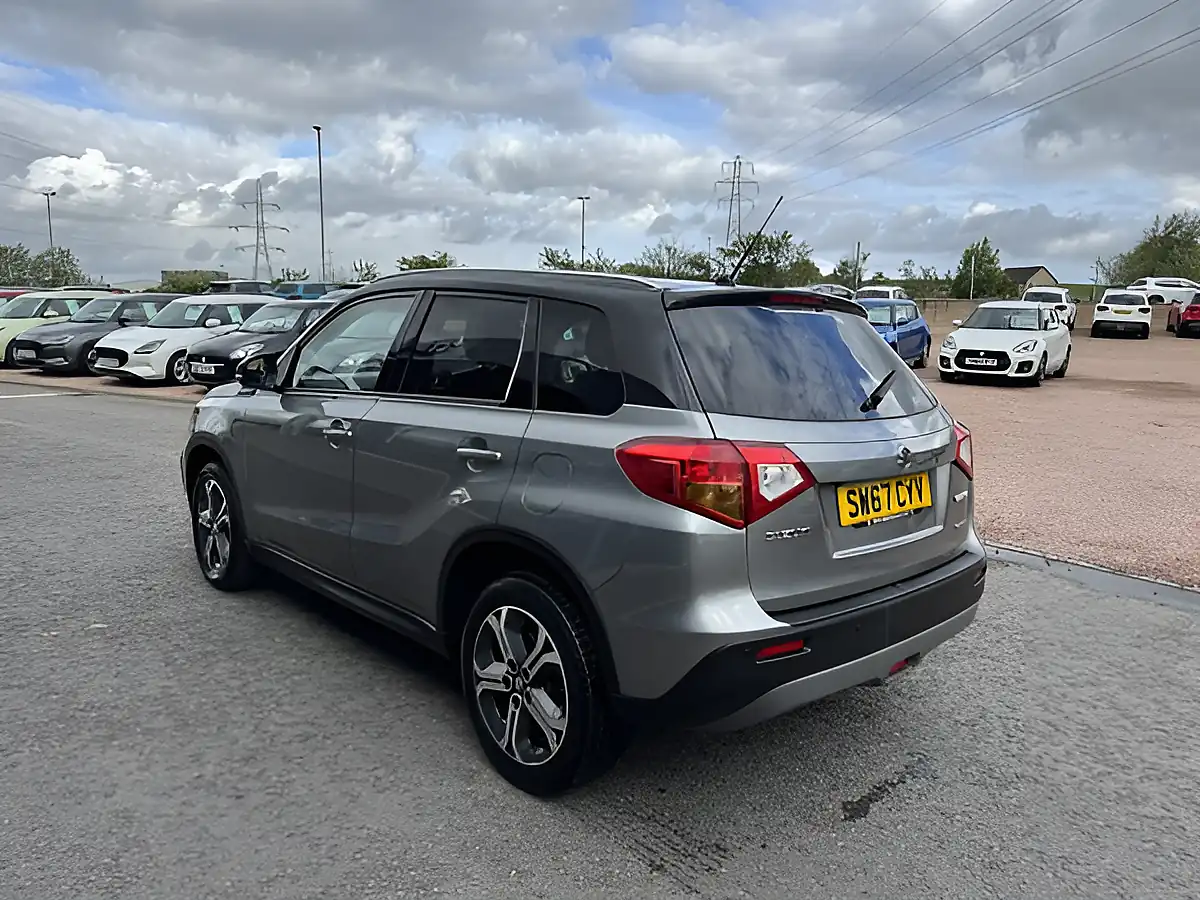 Used 2017 Suzuki Vitara SZ5 Allgrip Grey/Black - Interior and Exterior details 5