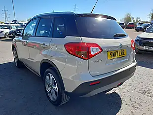 Used 2017 Suzuki Vitara SZ5 Cream/Black - Interior and Exterior details 6