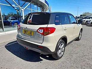 Used 2017 Suzuki Vitara SZ5 Cream/Black - Interior and Exterior details 9
