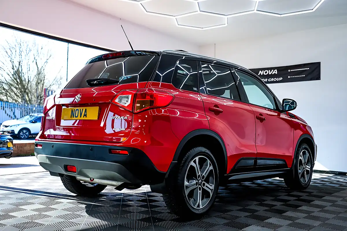 Used 2017 Suzuki Vitara SZ5 Red - Interior and Exterior details 10