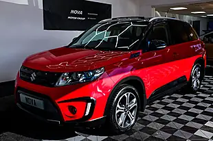 Used 2017 Suzuki Vitara SZ5 Red - Interior and Exterior details 7