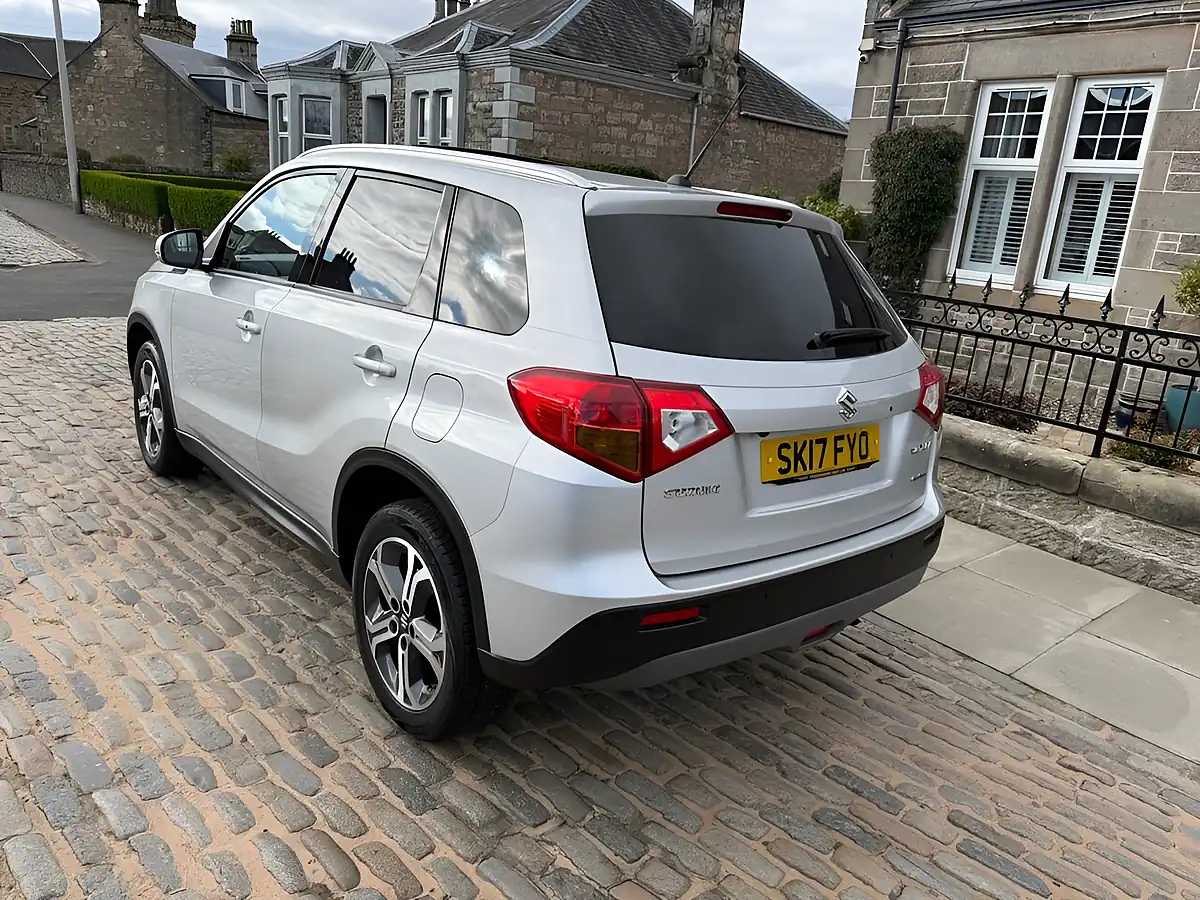 Used 2017 Suzuki Vitara SZ5 Silky Silver - Interior and Exterior details 11