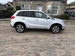 Used 2017 Suzuki Vitara SZ5 Silky Silver - Interior and Exterior details 6