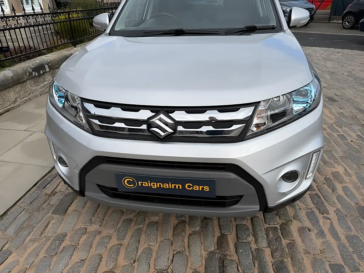 Used 2017 Suzuki Vitara SZ5 Silky Silver - Interior and Exterior details 8