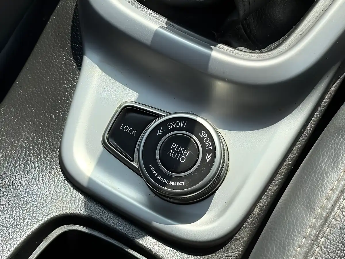 Used 2017 Suzuki Vitara SZ5 White - Interior and Exterior details 15