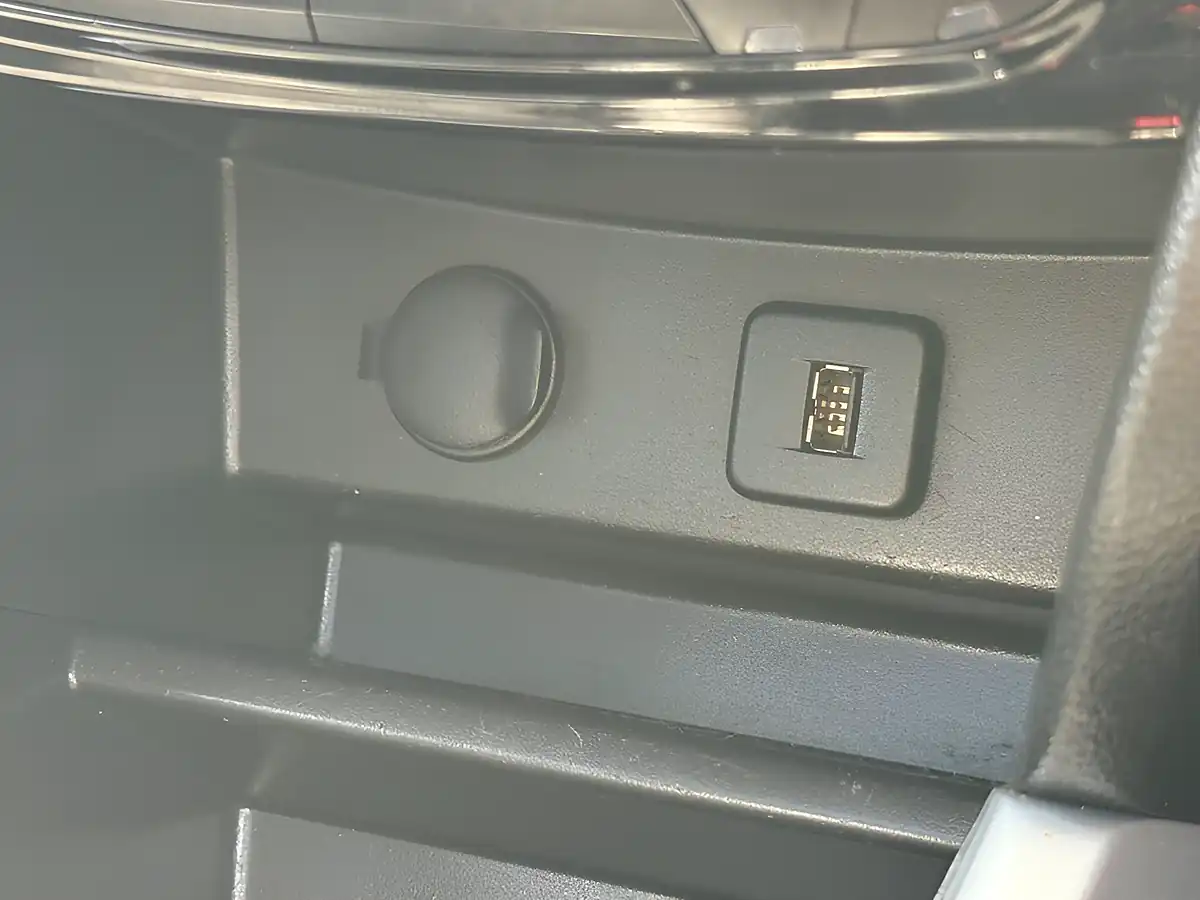 Used 2017 Suzuki Vitara SZ5 White - Interior and Exterior details 16