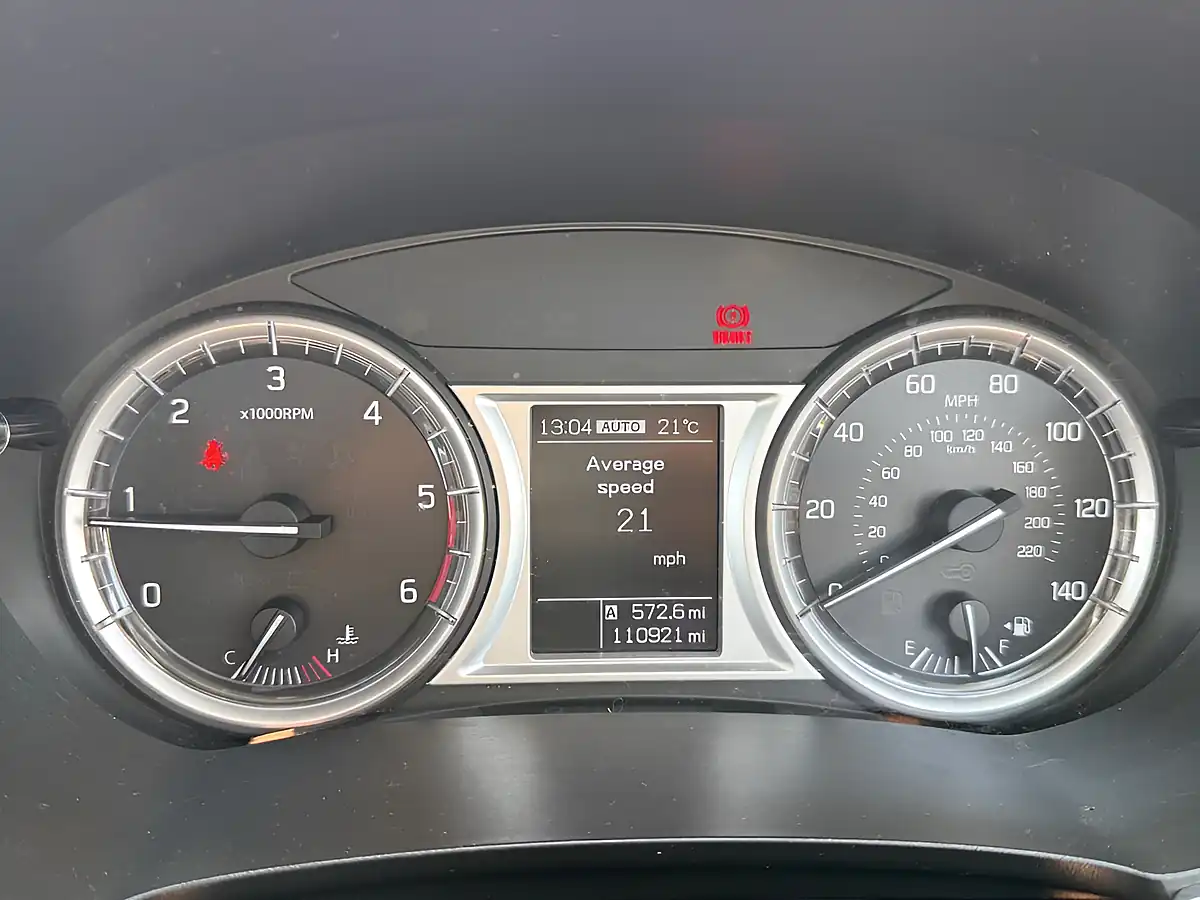 Used 2017 Suzuki Vitara SZ5 White - Interior and Exterior details 18