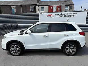 Used 2017 Suzuki Vitara SZ5 White - Interior and Exterior details 8
