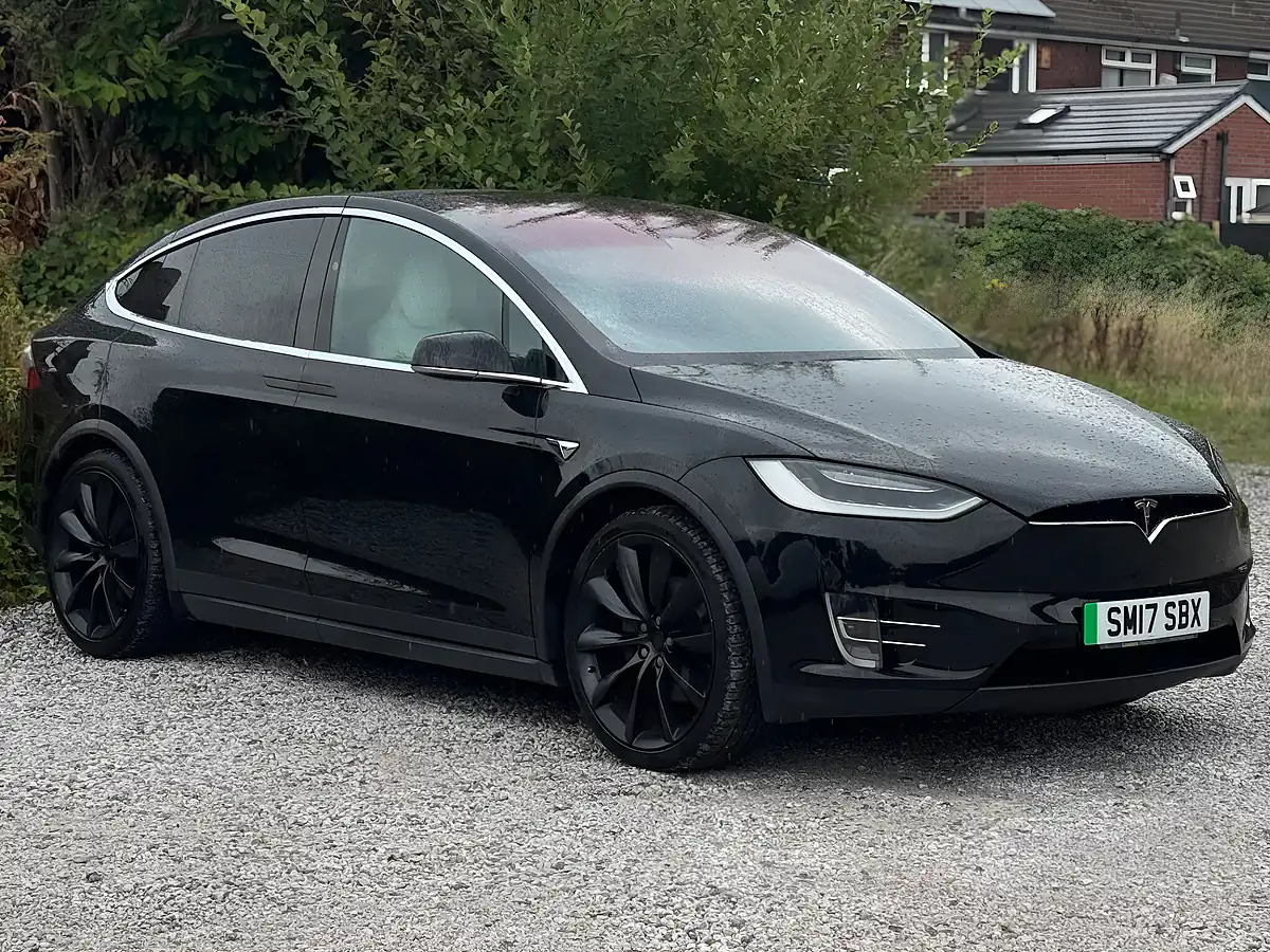 Used 2017 Tesla Model X Black - Interior and Exterior details 3