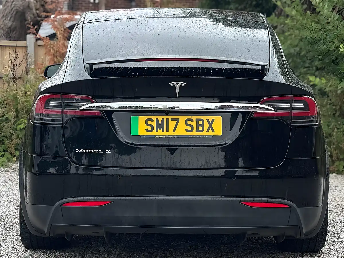 Used 2017 Tesla Model X Black - Interior and Exterior details 8