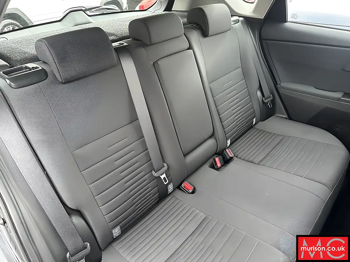 Used 2017 Toyota Auris Business Edition Black - Interior and Exterior details 11