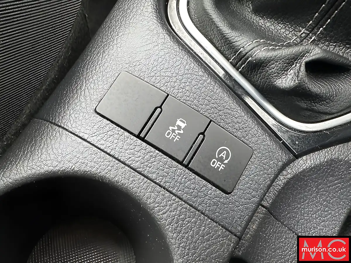 Used 2017 Toyota Auris Business Edition Black - Interior and Exterior details 18