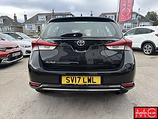 Used 2017 Toyota Auris Business Edition Black - Interior and Exterior details 6
