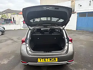 Used 2017 Toyota Auris Excel Bronze - Interior and Exterior details 11