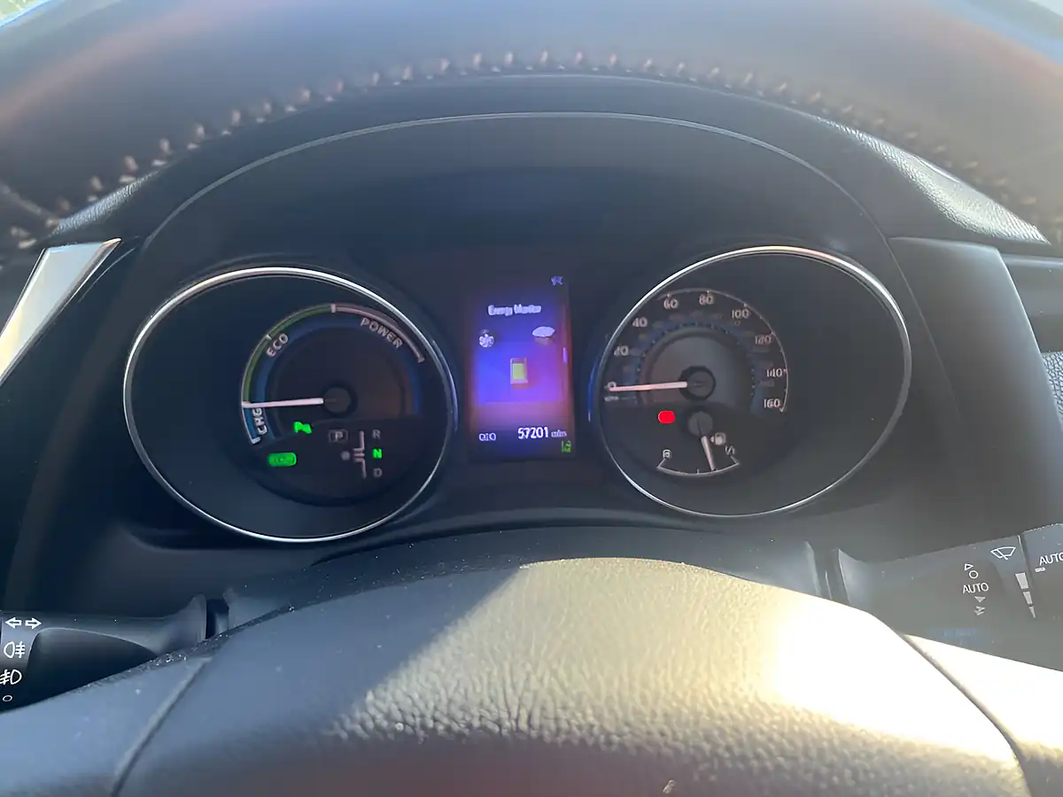 Used 2017 Toyota Auris Excel Bronze - Interior and Exterior details 6