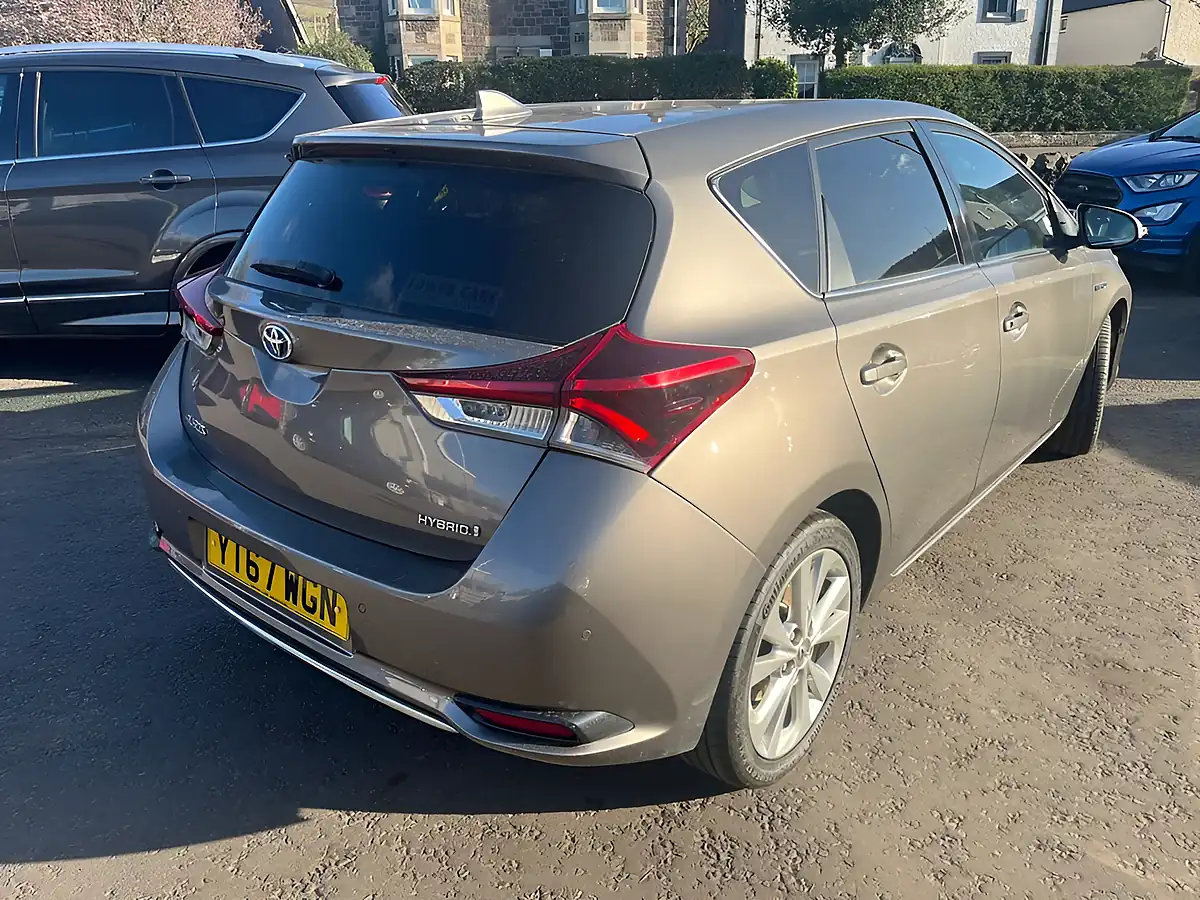 Used 2017 Toyota Auris Excel Bronze - Interior and Exterior details 7