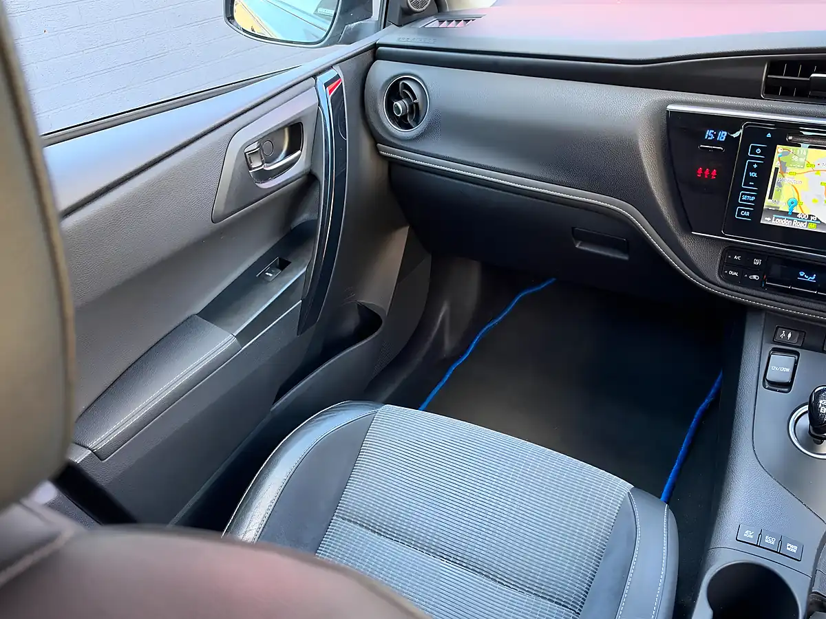 Used 2017 Toyota Auris Excel Platinum Bronze - Interior and Exterior details 13