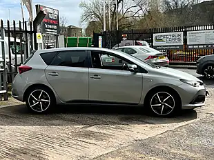 Used 2017 Toyota Auris GB25 Grey/Black - Interior and Exterior details 13