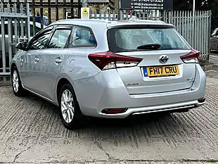 Used 2017 Toyota Auris Icon Touring Sports Tss Silver - Interior and Exterior details 11
