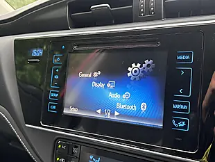 Used 2017 Toyota Auris Icon Vermillion Red - Interior and Exterior details 15
