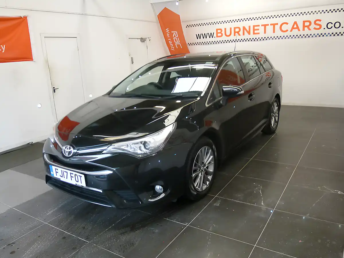 Used 2017 Toyota Avensis Business Edition Black - Interior and Exterior details 5