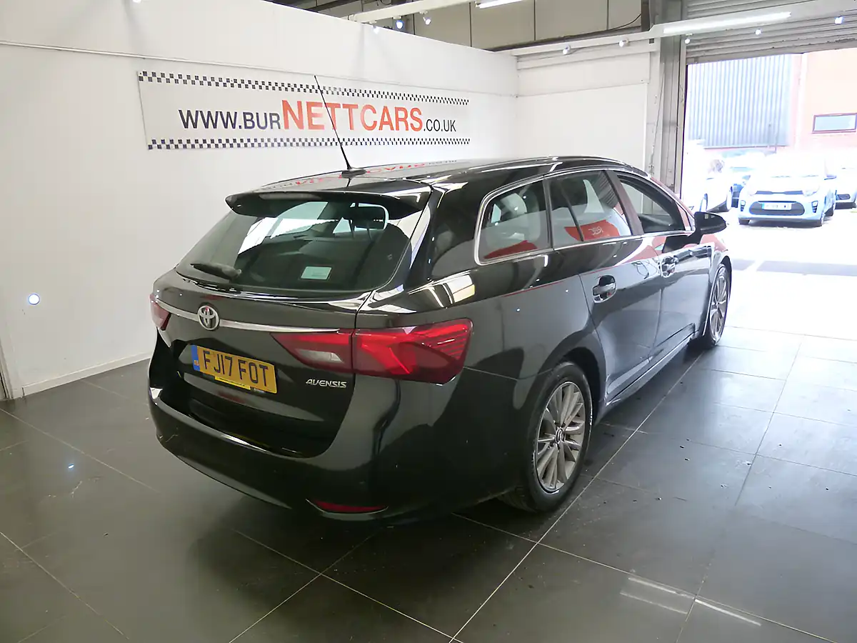 Used 2017 Toyota Avensis Business Edition Black - Interior and Exterior details 8