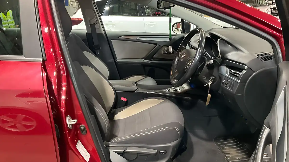 Used 2017 Toyota Avensis Business Edition Red - Interior and Exterior details 12