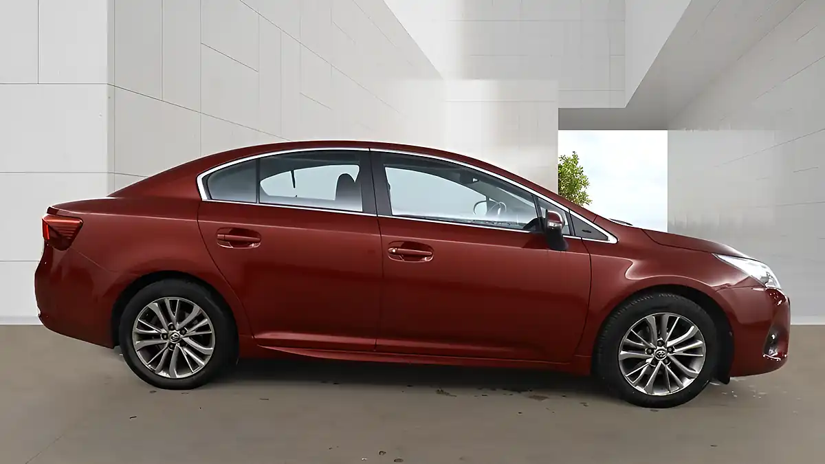 Used 2017 Toyota Avensis Business Edition Red - Interior and Exterior details 6