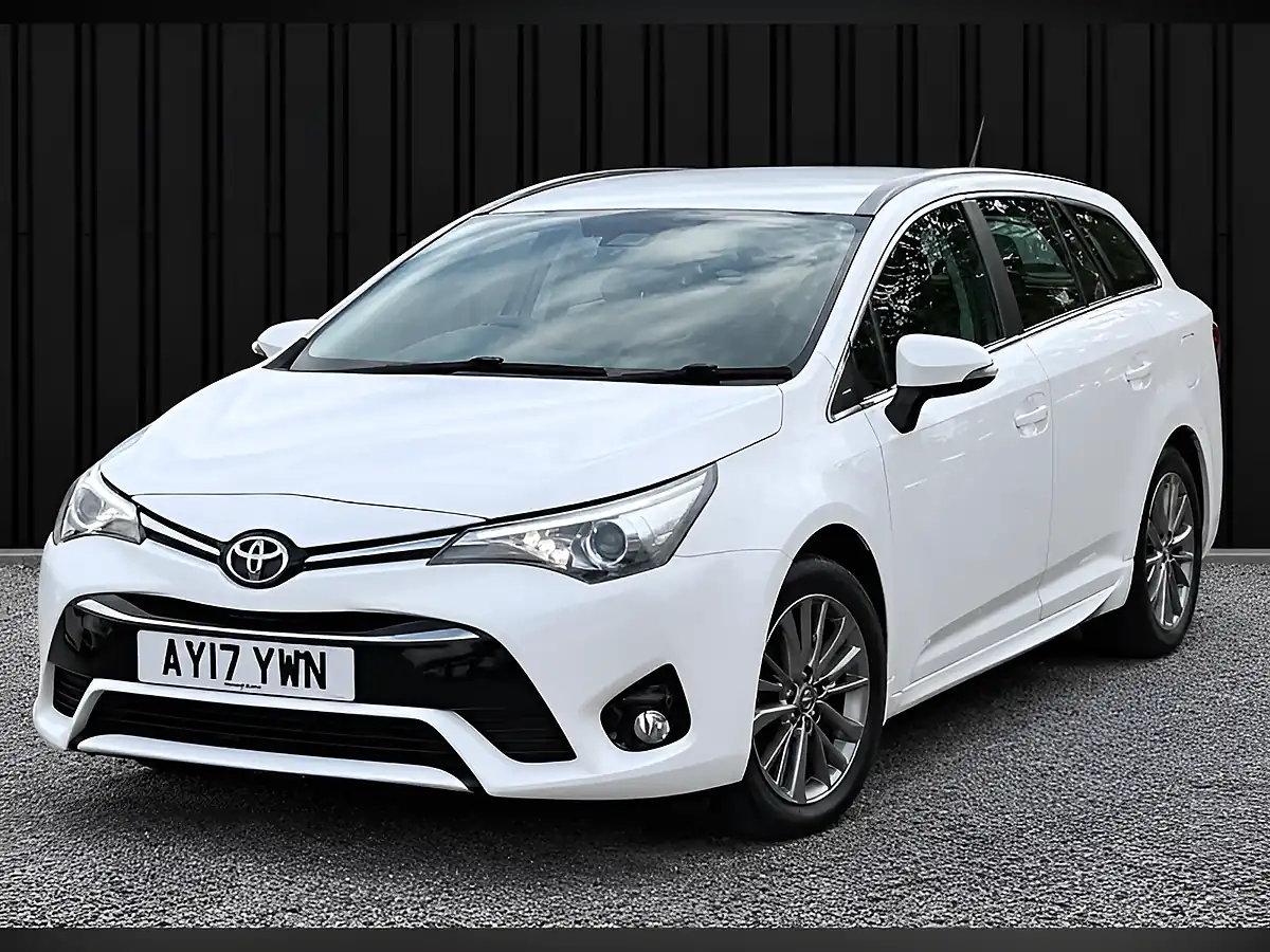 Used 2017 Toyota Avensis Business Edition Touring Sports White - Interior and Exterior details 3