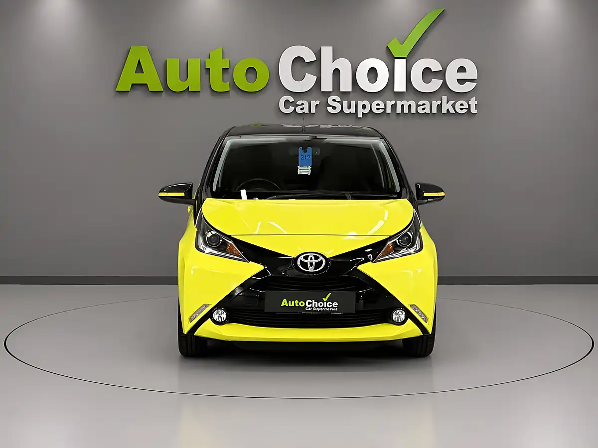 Used 2017 Toyota Aygo X-Cite 3 Yellow - Interior and Exterior details 2