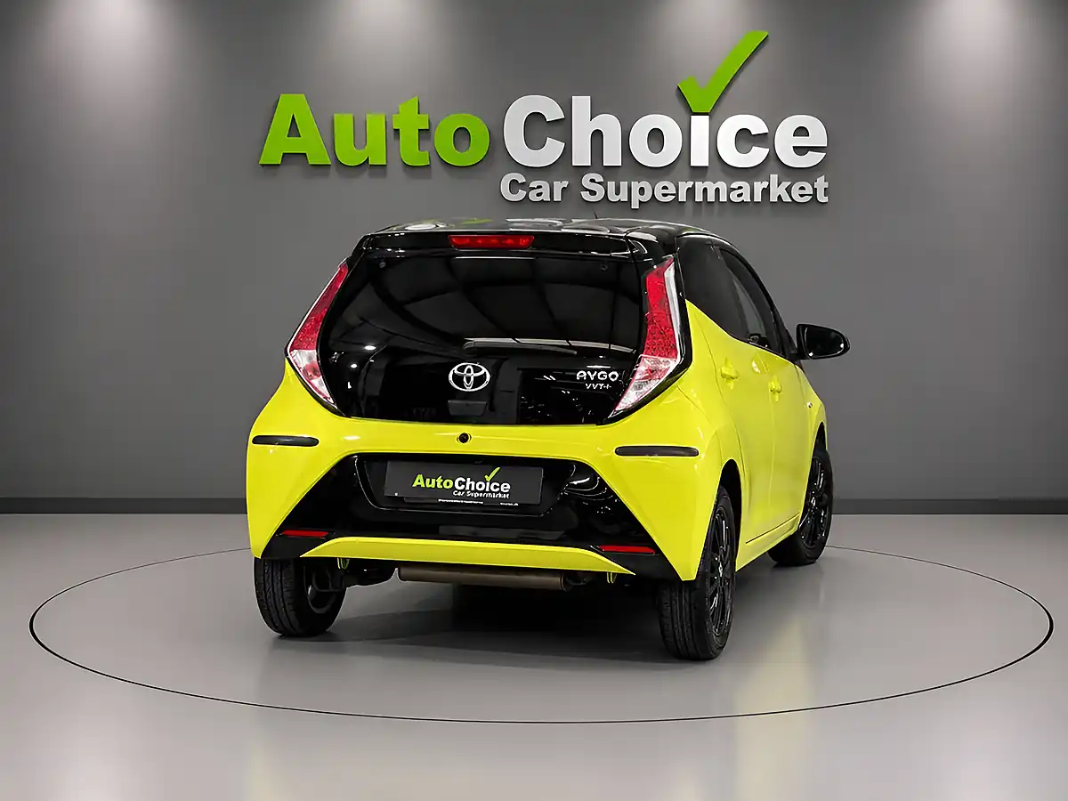 Used 2017 Toyota Aygo X-Cite 3 Yellow - Interior and Exterior details 6