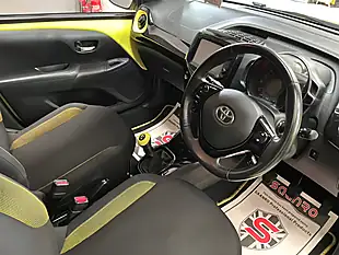 Used 2017 Toyota Aygo X-Cite 3 Yellow - Interior and Exterior details 9