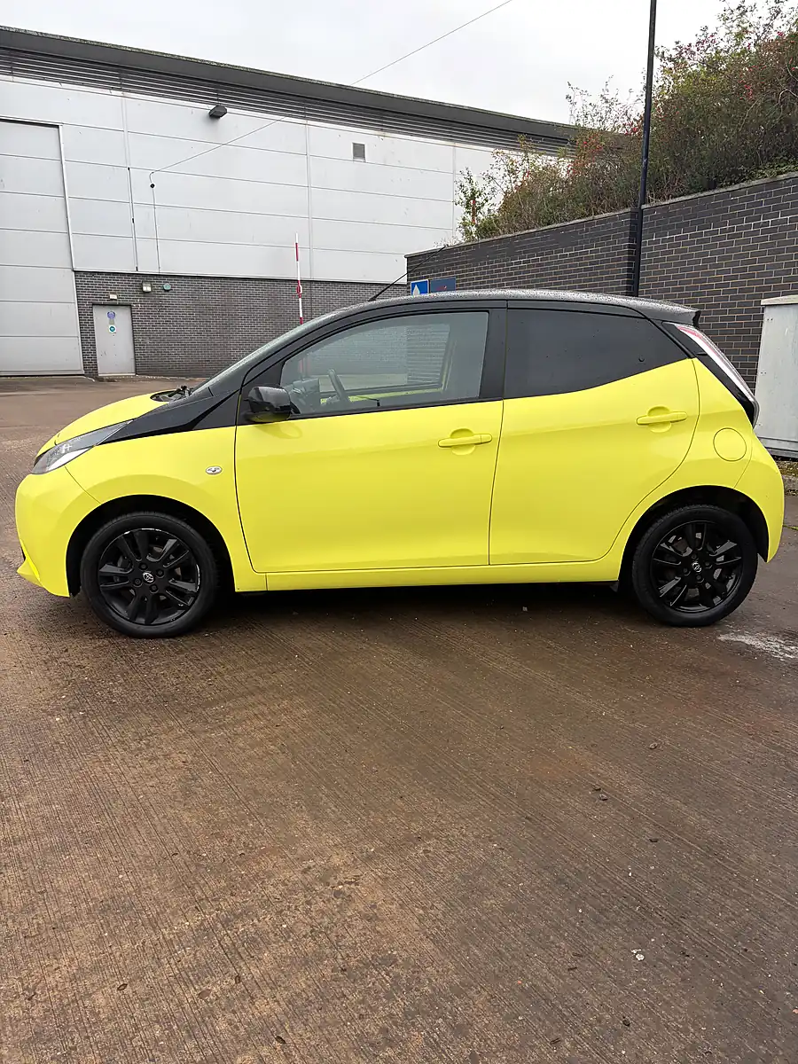Used 2017 Toyota Aygo X-Cite 3 Yellow - Interior and Exterior details 2