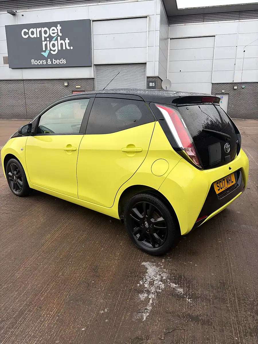 Used 2017 Toyota Aygo X-Cite 3 Yellow - Interior and Exterior details 3