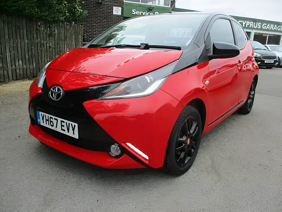 Used 2017 Toyota Aygo X-Cite 4 Red - Interior and Exterior details 3