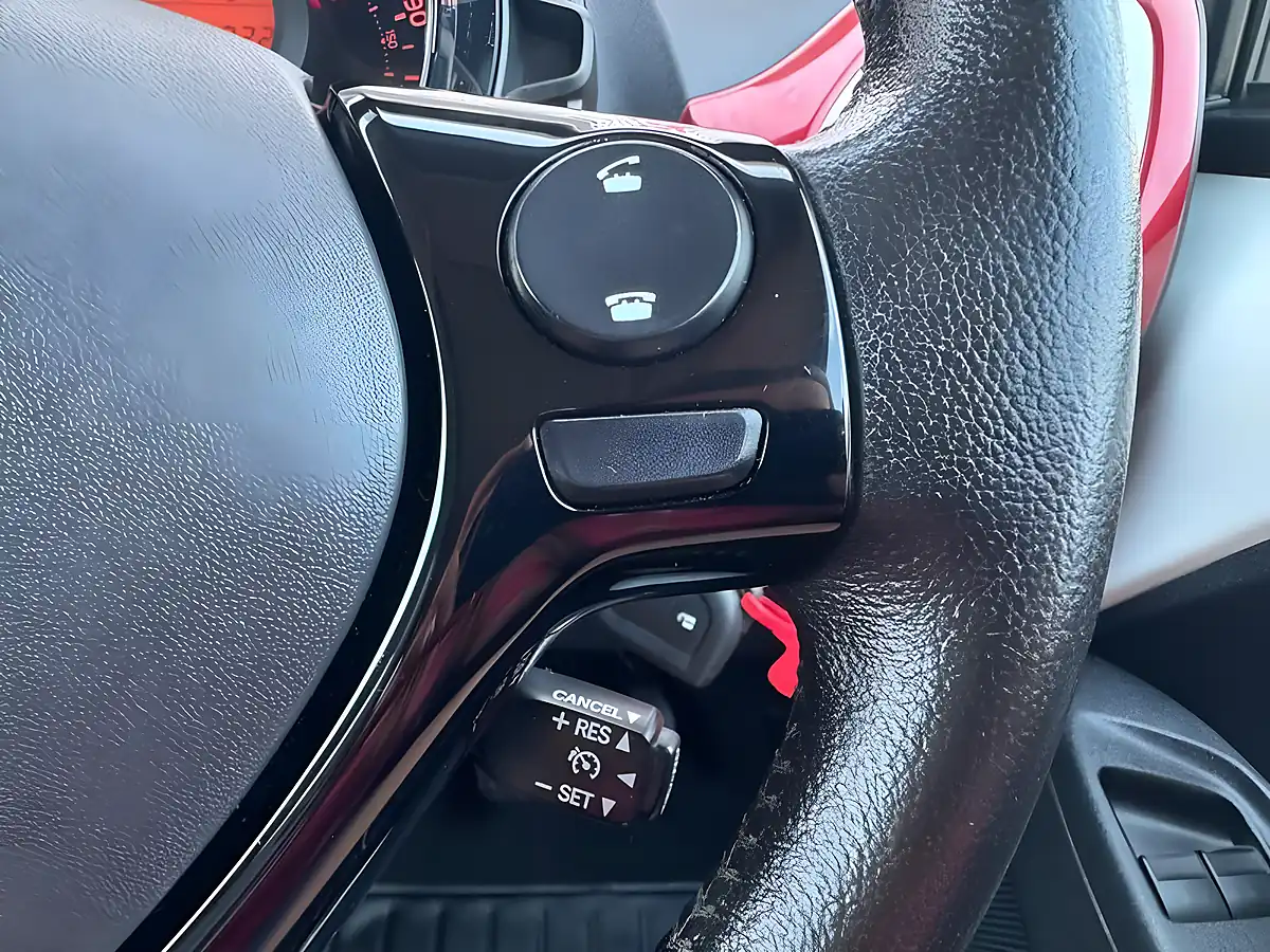 Used 2017 Toyota Aygo X-Claim Funroof White - Interior and Exterior details 17