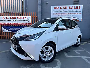 Used 2017 Toyota Aygo X-Claim Funroof White - Interior and Exterior details 3