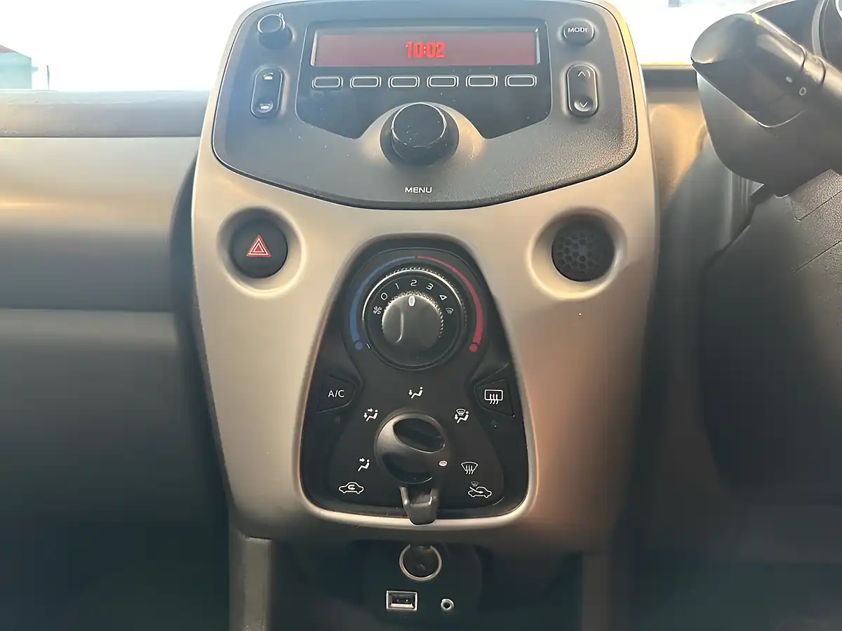 Used 2017 Toyota Aygo X-Play Blue - Interior and Exterior details 13
