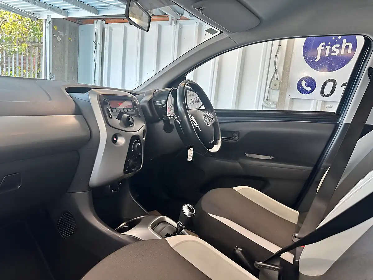 Used 2017 Toyota Aygo X-Play Blue - Interior and Exterior details 2