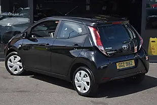 Used 2017 Toyota Aygo X-Play Bold Black - Interior and Exterior details 2