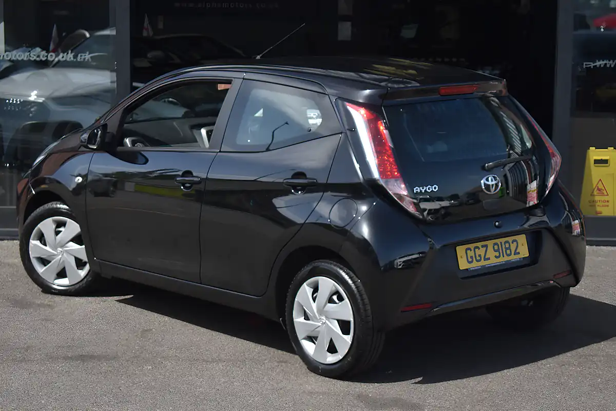 Used 2017 Toyota Aygo X-Play Bold Black - Interior and Exterior details 2