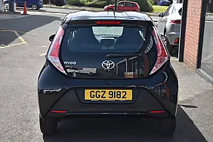 Used 2017 Toyota Aygo X-Play Bold Black - Interior and Exterior details 6