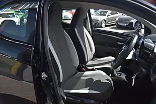 Used 2017 Toyota Aygo X-Play Bold Black - Interior and Exterior details 7